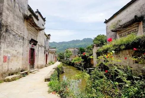 盘山古道有这样一条神秘的古道,它继承了丝绸之路、茶马古道之后